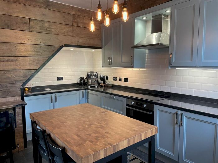 3 Bedroom Terraced House To Rent In Kenwyn Road, Torquay, TQ1