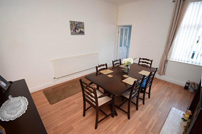 3 Bedroom End Of Terrace House For Sale In Longford Road, Longford, Coventry, West Midlands, CV6