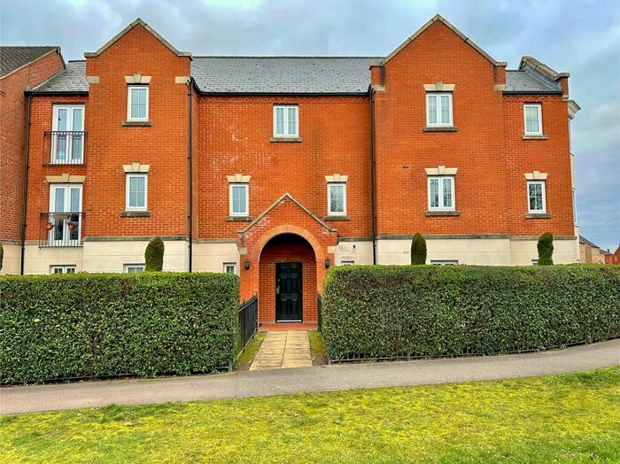 2 Bedroom Apartment To Rent In Harlow Crescent, Oxley Park, MK4