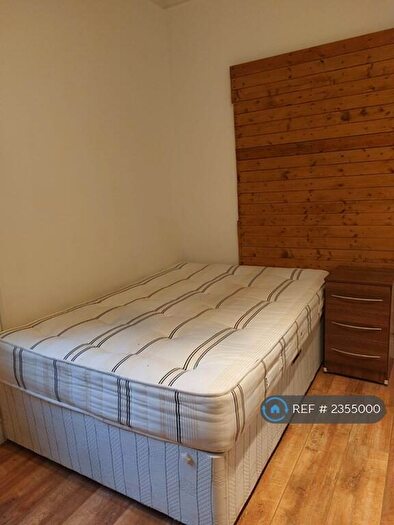 Studio To Rent In London, London, N7