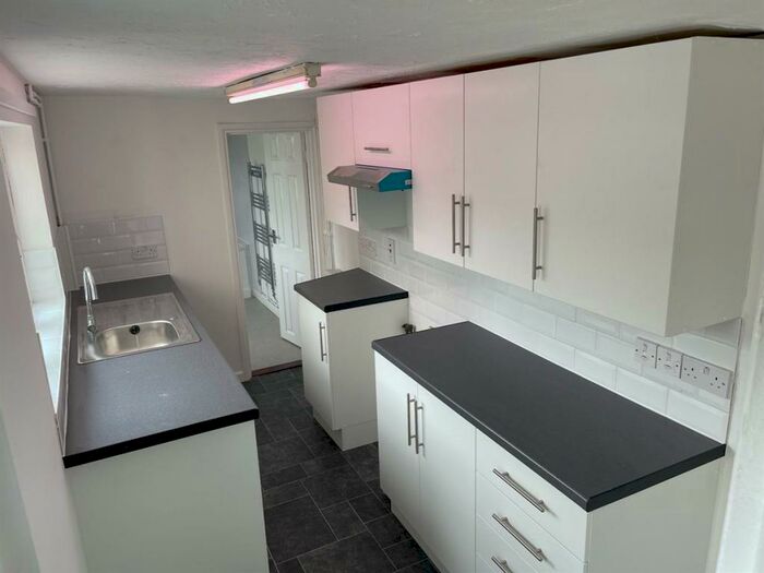 3 Bedroom Terraced House To Rent In New Street, Brightlingsea, Colchester, CO7