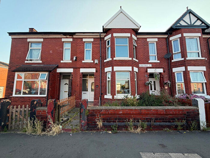 3 Bedroom Terraced House To Rent In Constable Street, Manchester, M18