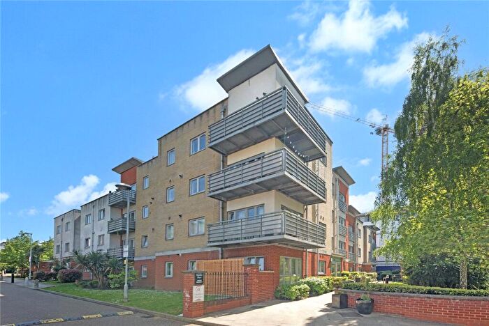 2 Bedroom Flat For Sale In Delamere Court, Hawker Place, London, E17