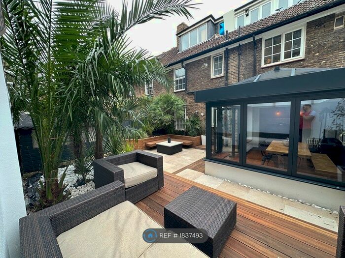 2 Bedroom Flat To Rent In Shipton Street, London, E2