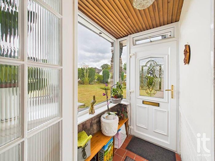 2 Bedroom Detached Bungalow For Sale In Thornway, High Lane, Stockport, SK6