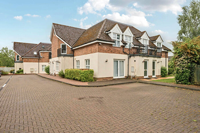 2 Bedroom Apartment To Rent In Pocket Place, Earley, Reading, Berkshire, RG6