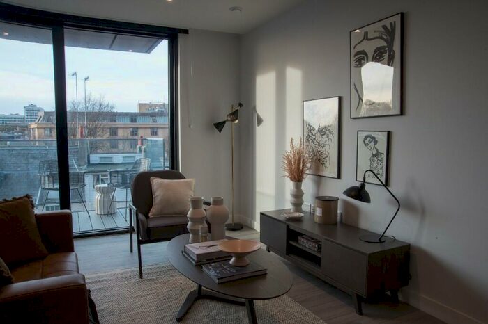 2 Bedroom Apartment To Rent In Circus Street, BN2