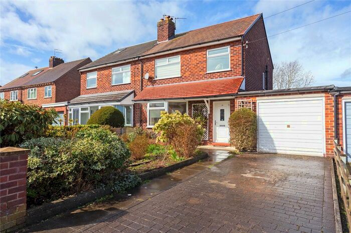 3 Bedroom Semi-Detached House To Rent In Manor Crescent, Knutsford, Cheshire, WA16