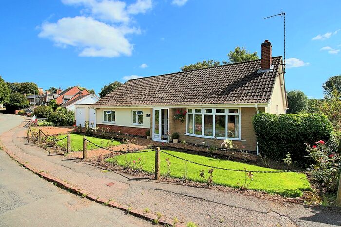 3 Bedroom Detached Bungalow For Sale In Main Street, Tugby, Leicestershire, LE7