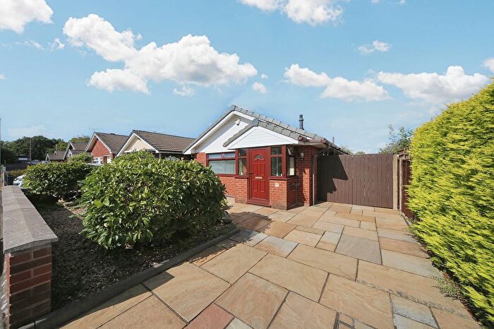 2 Bedroom Detached Bungalow For Sale In Braemore Close, Wigan, WN3