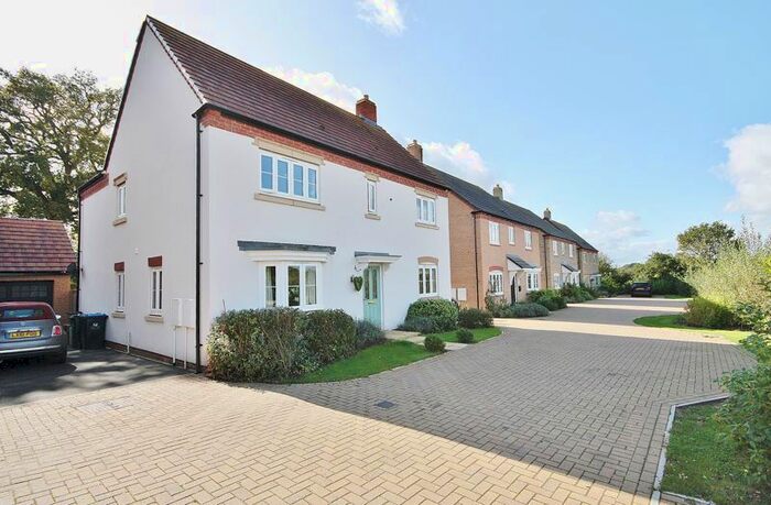 4 Bedroom Detached House For Sale In Masons Grove, North Leigh, Witney, OX29