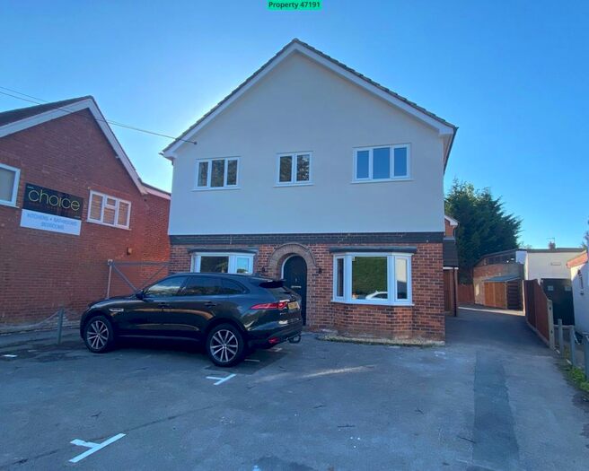 1 Bedroom Ground Flat To Rent In Shinfield Road, Reading, RG2