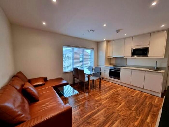 1 Bedroom Property To Rent In Corner Hall, Hemel Hempstead, HP3