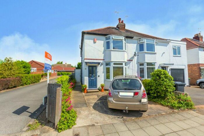 3 Bedroom Semi-Detached House To Rent In Portland Road, Toton, NG9