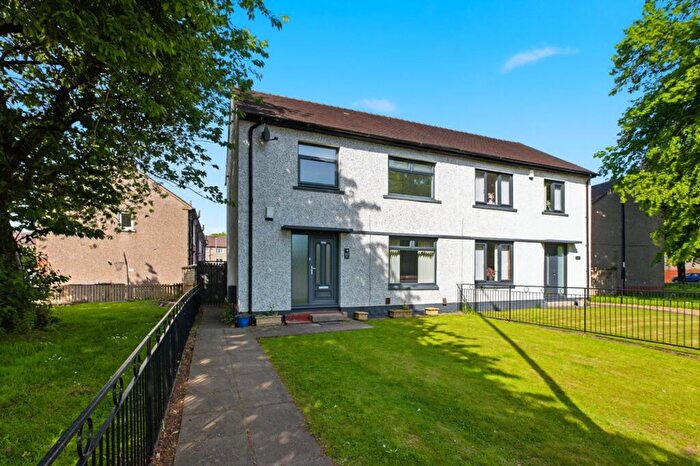 3 Bedroom Semi-Detached House For Sale In Glebe Street, Renfrew, PA4
