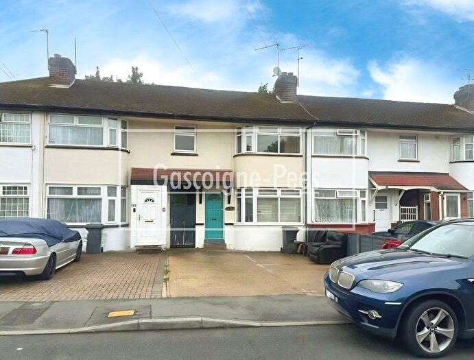 2 Bedroom Property To Rent In Bower Way, Slough, SL1