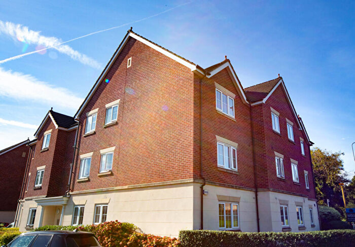 2 Bedroom Apartment To Rent In Marle Close, Pentwyn, Cardiff, CF23