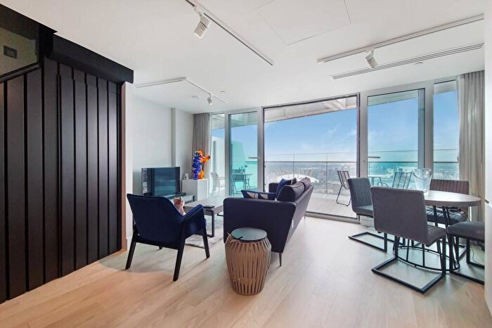 1 Bedroom Flat To Rent In Arena Tower, Canary Wharf, London, E14