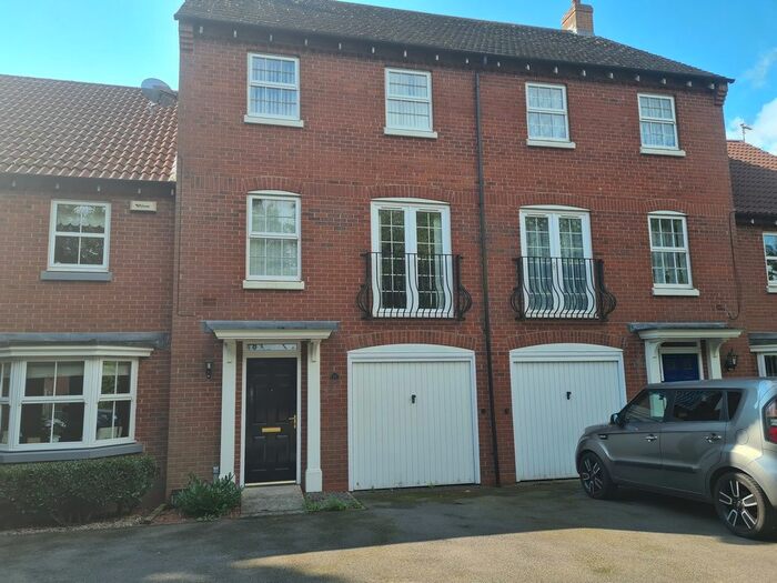 4 Bedroom Town House To Rent In Kelham Grove, Ravenstone, LE67