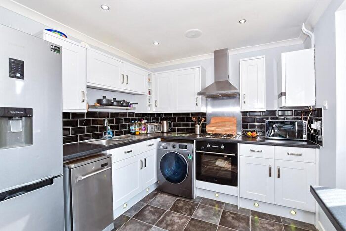 2 Bedroom Terraced House For Sale In Lucas Road, Snodland, Kent, ME6