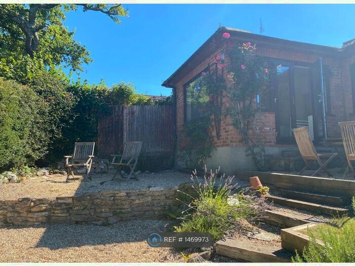 3 Bedroom Bungalow To Rent In Talbot Road, Lyme Regis, DT7