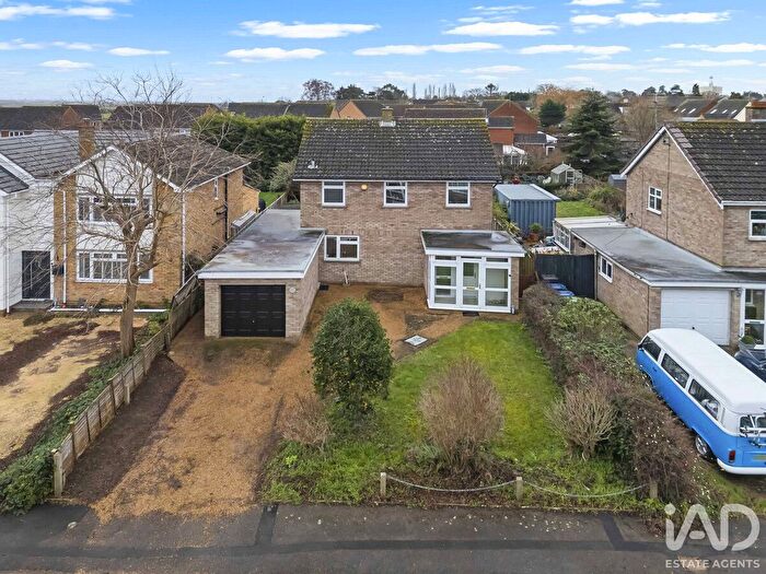 3 Bedroom Detached House For Sale In Hoof Close, Littleport, Cambridgeshire, CB6