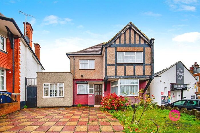 4 Bedroom Detached House For Sale In Alderton Crescent, London, NW4