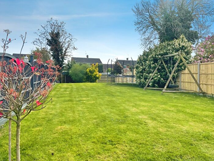 3 Bedroom Semi-Detached House For Sale In Welbournes Lane, Long Bennington, Newark, NG23