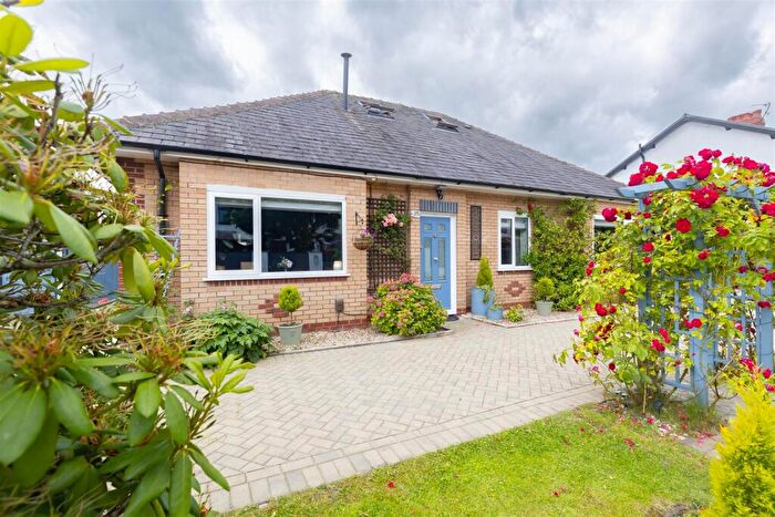 4 Bedroom Detached Bungalow To Rent In St. Andrews Avenue, Ashton-On-Ribble, Preston, PR2