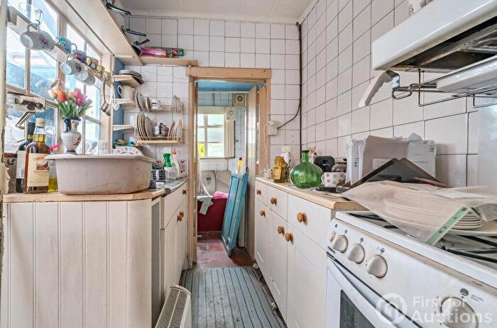 3 Bedroom Terraced House For Sale In Greys Hill, Henley-on-Thames, Oxfordshire, RG9