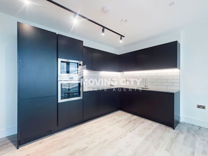 1 Bedroom Flat To Rent In Portal Way, Icon Tower, W3