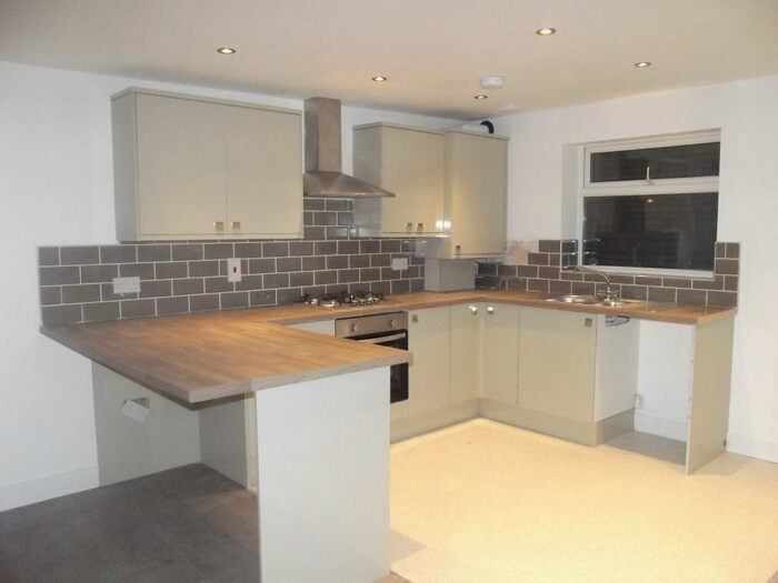 3 Bedroom Flat To Rent In Laburnum Parade, Maltby, Rotherham, S66