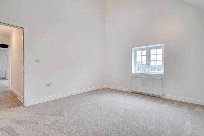 2 Bedroom Flat For Sale In Ferringham Lane, Ferring, Worthing, BN12