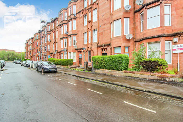 2 Bedroom Flat To Rent In Garry Street, Battlefield, Glasgow, G44