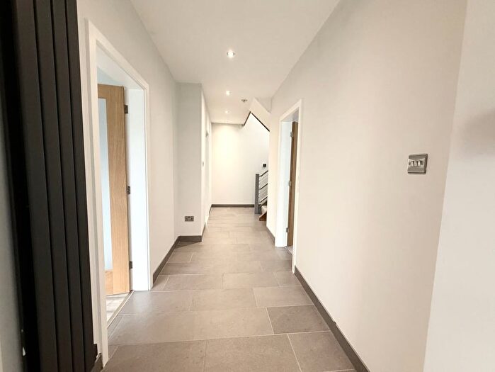 4 Bedroom Detached House For Sale In The Drive, Bollington, SK10