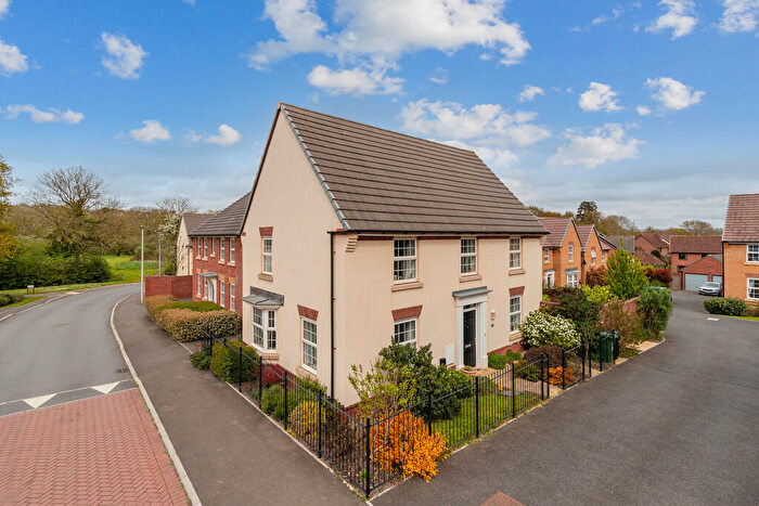 4 Bedroom Detached House For Sale In Monkerton Drive, Exeter, EX1