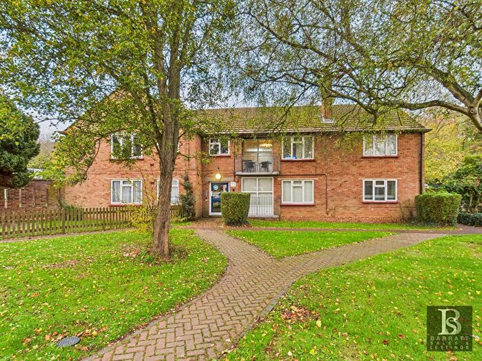 2 Bedroom Apartment For Sale In Shepherds Close, Hurley, Maidenhead, SL6