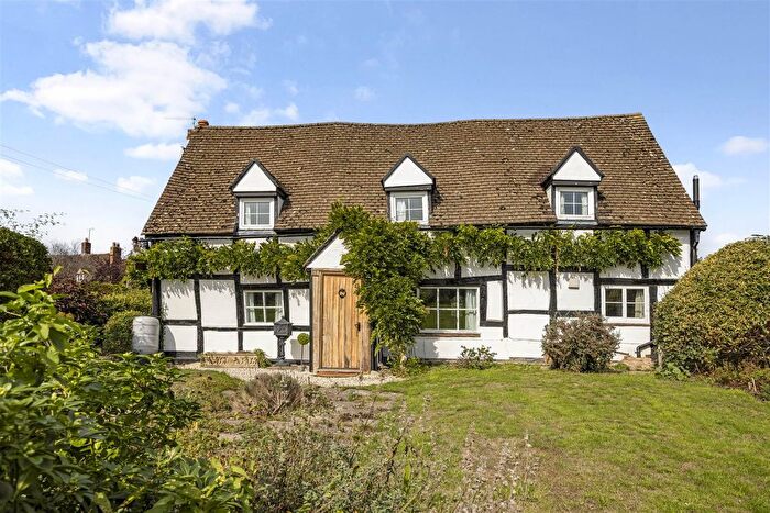 3 Bedroom Cottage For Sale In High Street, Twyning, Tewkesbury, GL20