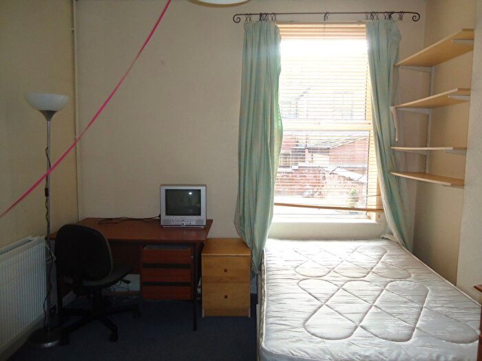 5 Bedroom Property To Rent In Teversal Avenue, Lenton, NG7
