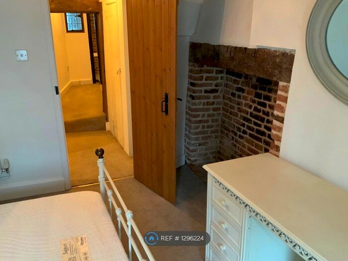 2 Bedroom Terraced House To Rent In St. Dunstans Street, Canterbury CT2
