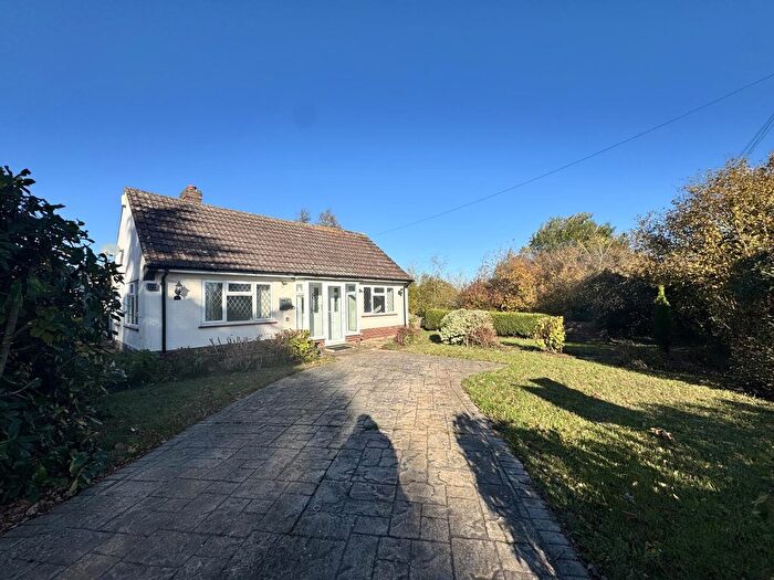 2 Bedroom Detached Bungalow To Rent In Shefford Road, Meppershall, Shefford, SG17