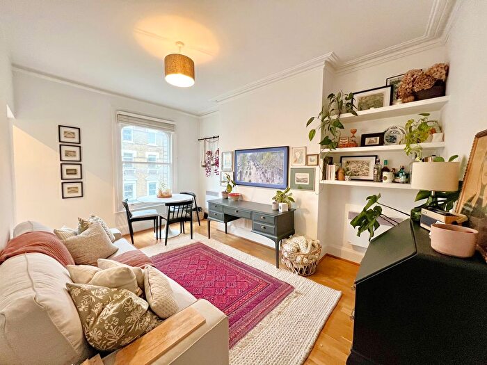 1 Bedroom Flat To Rent In Regents Park Road, Primrose Hill, Primrose Hill, NW1