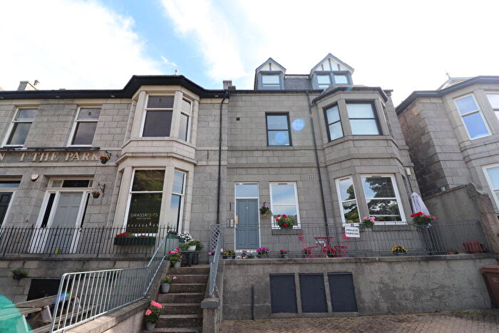 2 Bedroom Flat To Rent In C Deemount Terrace, Aberdeen, AB11
