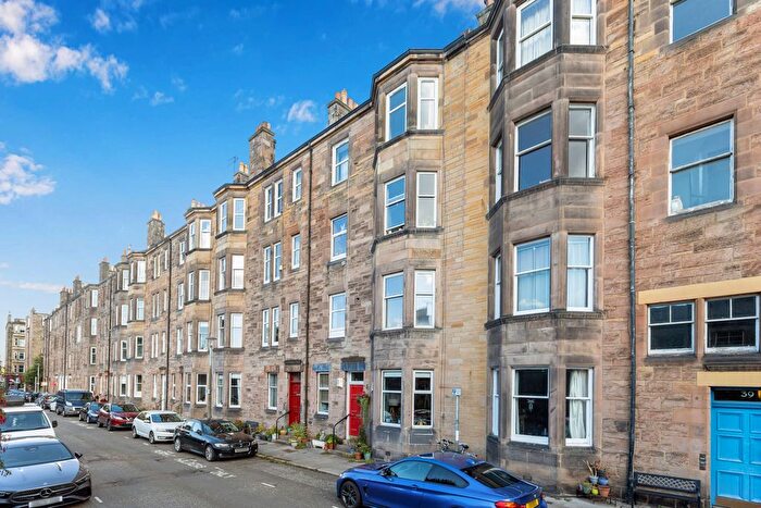 2 Bedroom Flat For Sale In (Flat ) Jordan Lane, Morningside, Edinburgh, EH10