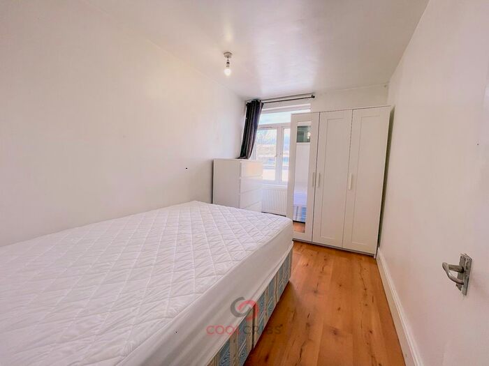 1 Bedroom Flat To Rent In Kember Street, London, N1