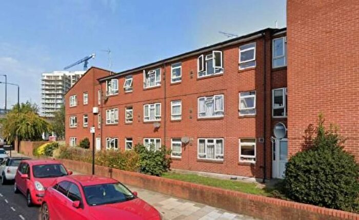 2 Bedroom Flat To Rent In Wimbourne House, Victoria Dock Road, Canning Town, Royal Victoria Docks, London, E16