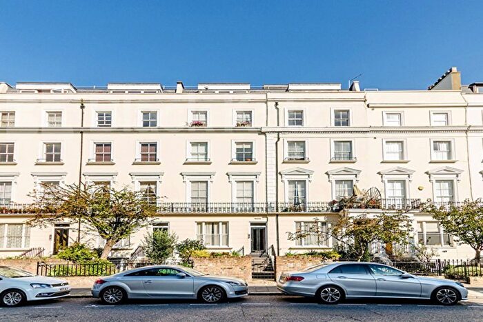 1 Bedroom Flat To Rent In Westbourne Grove, Notting Hill, W11