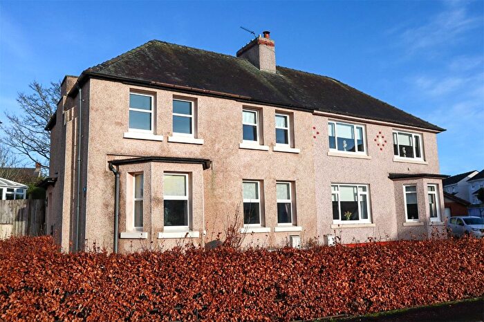 3 Bedroom Semi Detached House For Sale In Waverley Crescent, Lanark, South Lanarkshire, ML11