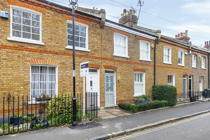 2 Bedroom Terraced House To Rent In Collins Street, London, SE3