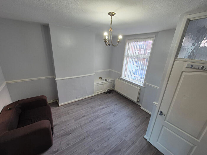 2 Bedroom Terraced House To Rent In Tower Street, Hyde, SK14
